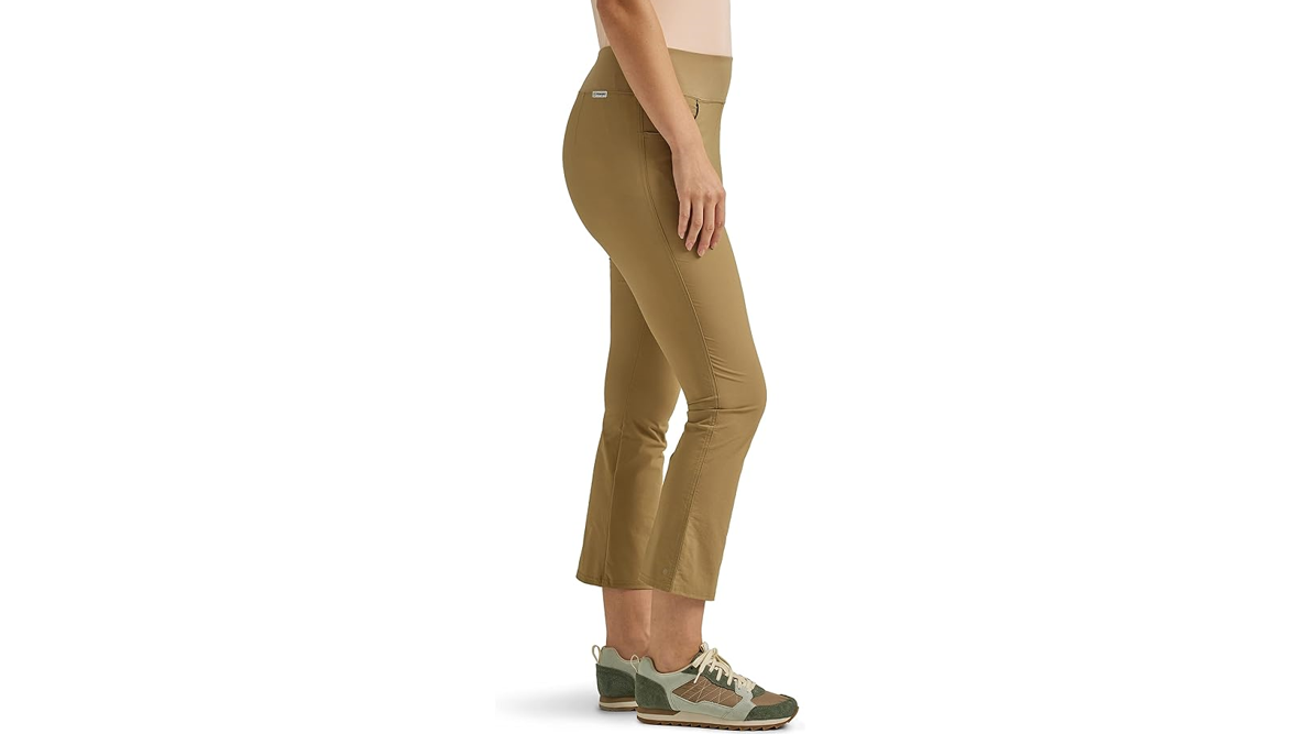ATG by Wrangler Women's FWDS Pull-On Kick Flare Pants, Elmwood, Size 14 AVG