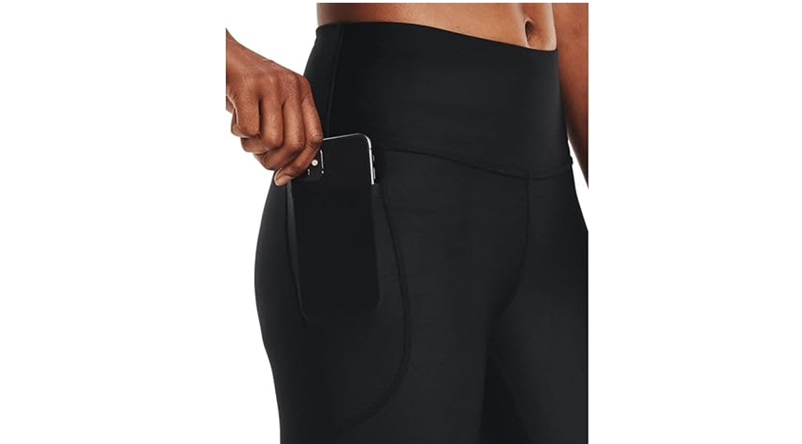 Under Armour Women's HeatGear High Waisted Pocketed Capri Pants, Black, Size XS