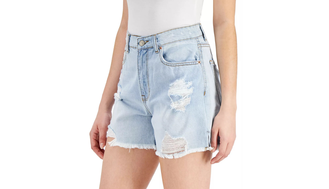 Vanila Star Women Juniors' Size 5 Elon Ripped Denim Boyfriend Shorts, Blue, 5/27