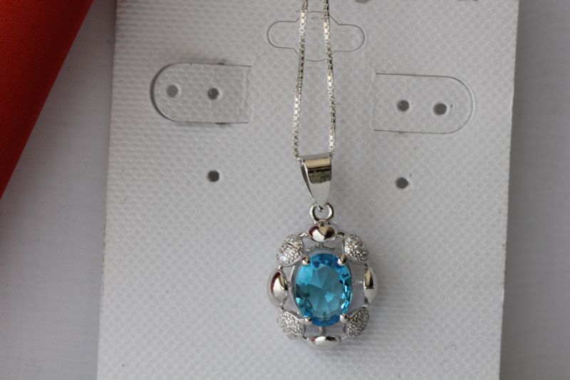 WOMENS LIGHT LONDON BLUE NICKEL FREE STERLING SILVER 925 NECKLACE & EARRINGS SET