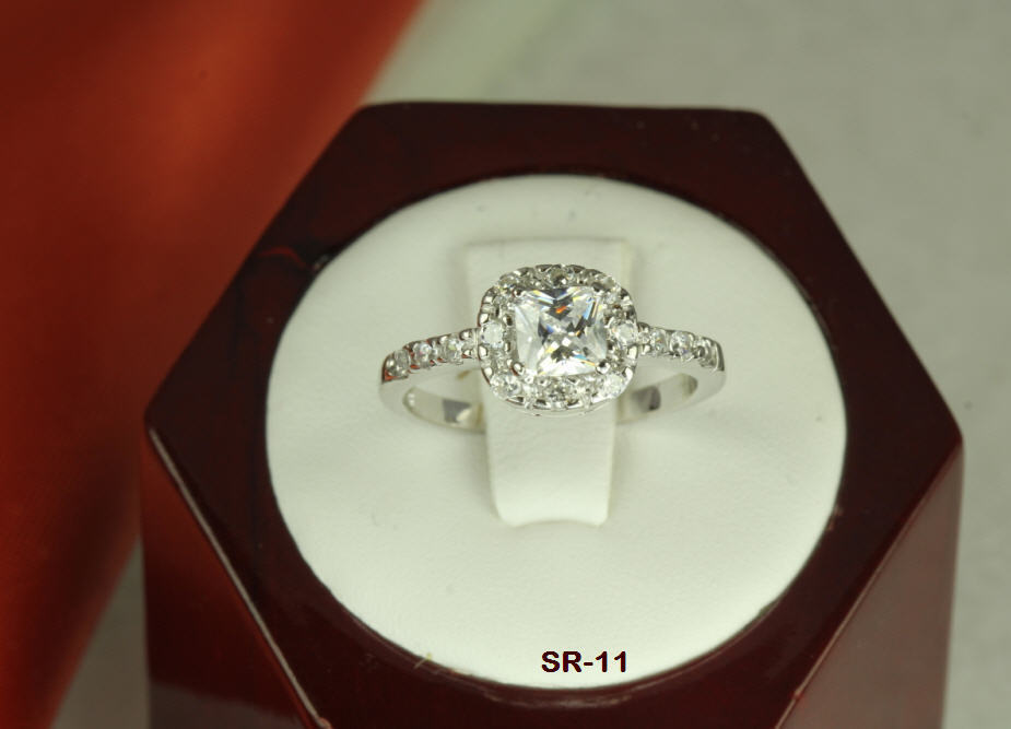1.7 CT STERLING SILVER PRINCESS CZ ANNIVERSARY ENGAGEMENT WEDDING PAVE HALO RING