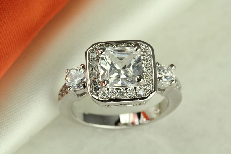 3.76 CT STERLING SILVER PRINCESS CUT CZ ENGAGEMENT WEDDING RING SZ 5-9 ~ SR5~