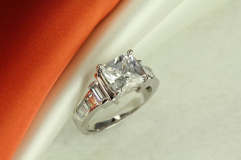 6.9 CARAT STERLING SILVER PRINCESS CZ ENGAGEMENT WEDDING RING ~5.7gm~ SR3 S5-9