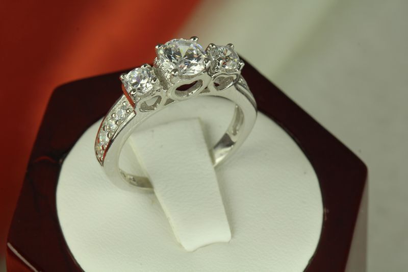 3.63 CT STERLING SILVER CZ 3 ROUND STONES BRIDAL ENGAGEMENT WEDDING RING SET