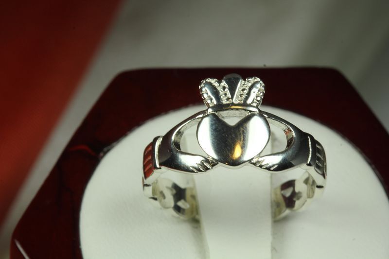 WOMENS STERLING SILVER 925 BRAIDED BAND CLASSIC CELTIC CLADDAGH RING