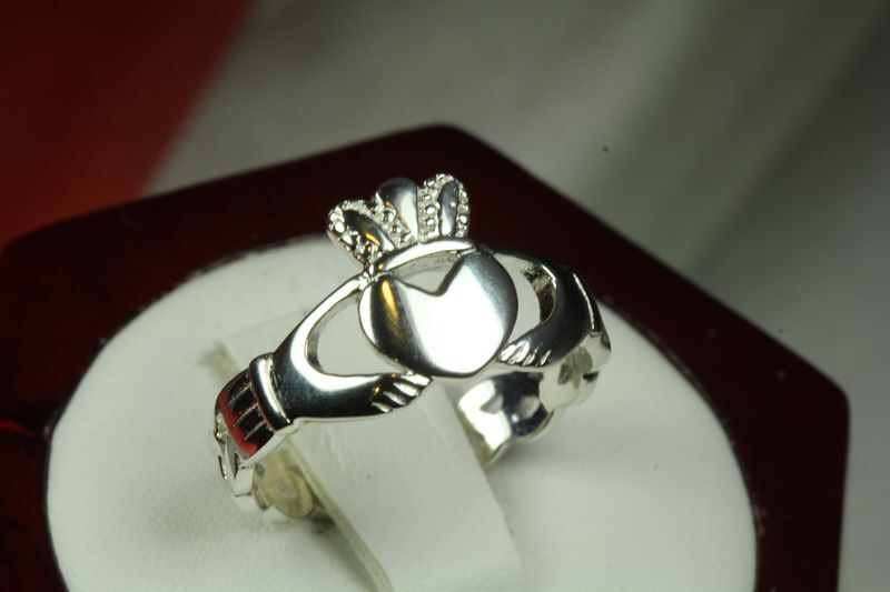 WOMENS STERLING SILVER 925 BRAIDED BAND CLASSIC CELTIC CLADDAGH RING