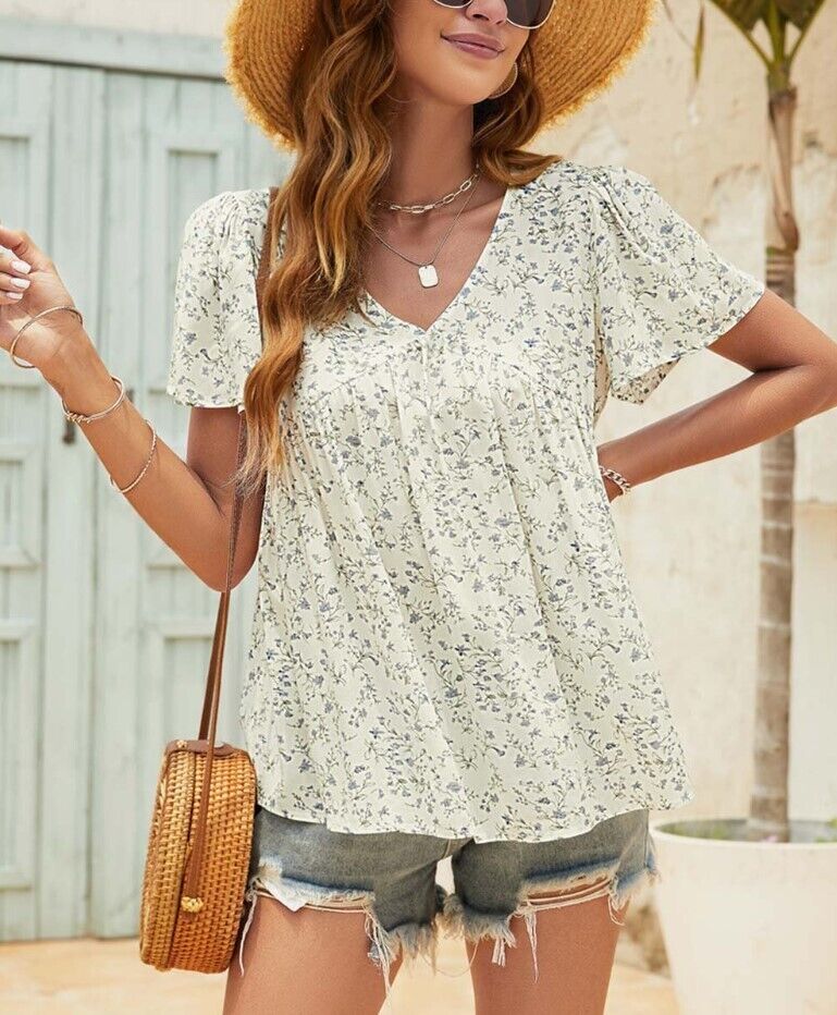 Amasoo Women White & Blue Floral Flutter-Sleeve V-Neck Top Small