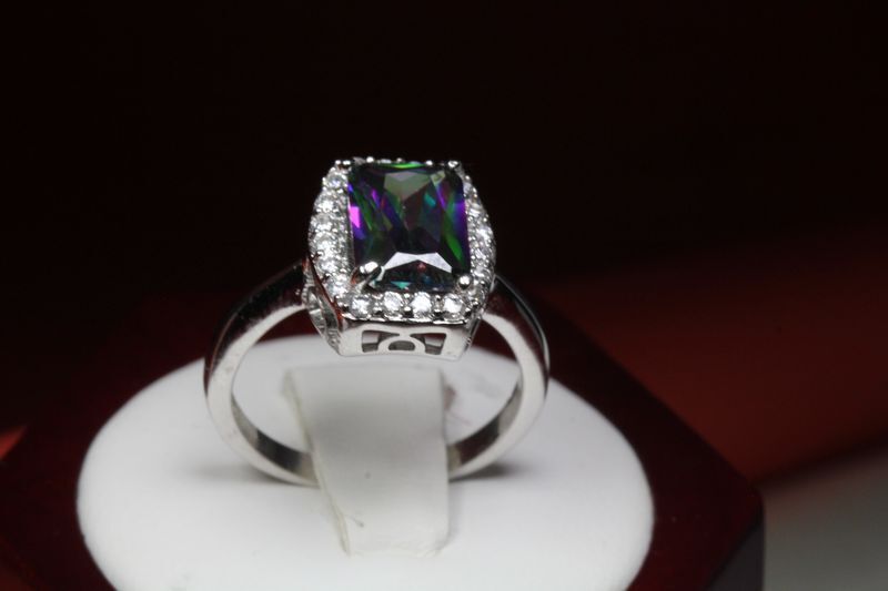 6 CARAT BRILLIANT CUT HALO CZ MYSTIC TOPAZ WITH CZ ACCENTS FASHION RING~MTR7-MX