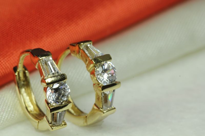 THIN 10K GOLD PLATED 925 STERLING SILVER HUGGIE HOOP EARRINGS-3 STONES EACH