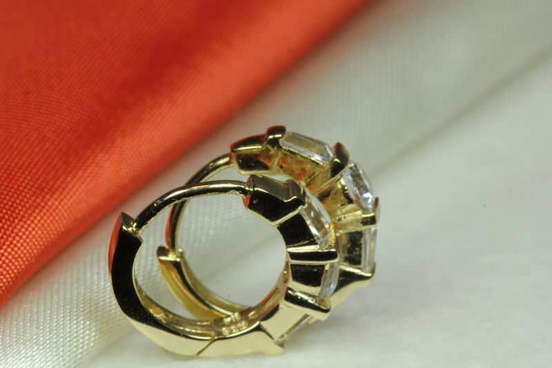 THIN 10K GOLD PLATED 925 STERLING SILVER HUGGIE HOOP EARRINGS-3 STONES EACH