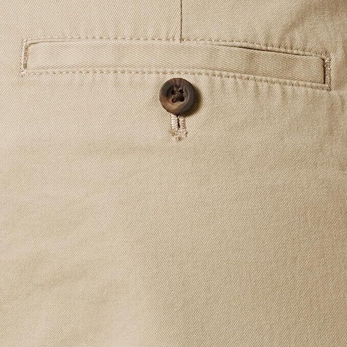 Essentials Men's Classic-Fit 7", Classic Khaki Chino Shorts, Cotton, Blue, 32
