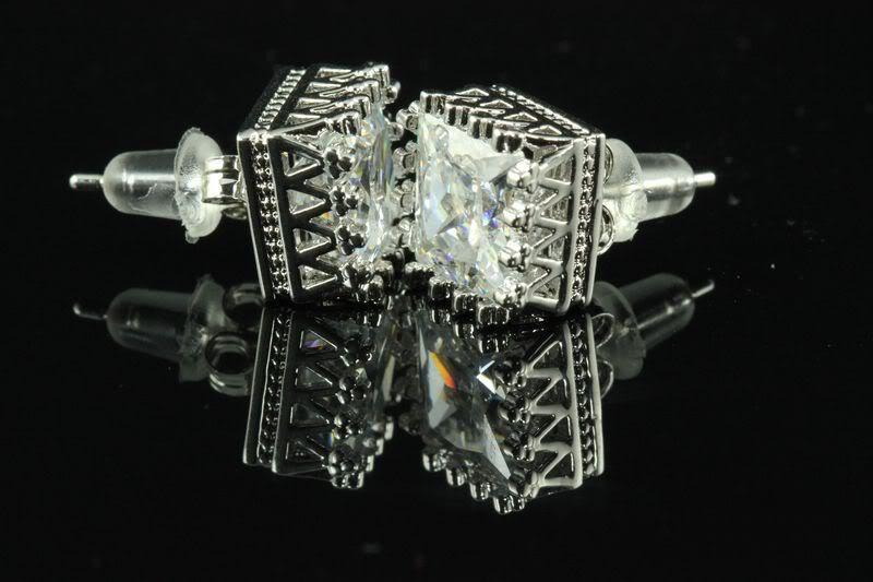 CROWN SET 1.2 CRT STERLING SILVER 925 CLEAR PRINCESS CUT CZ STUD EARRINGS