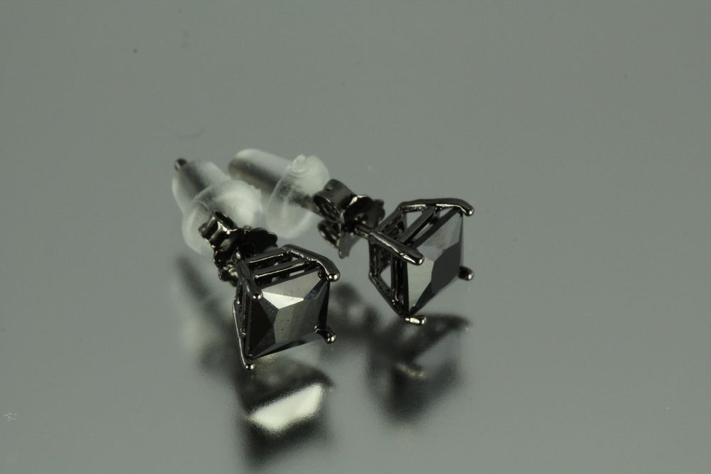 5MM~1.21 CTW~BLACK ON BLACK PRINCESS CUT STERLING SILVER 925 STUD EARRINGS~MXU