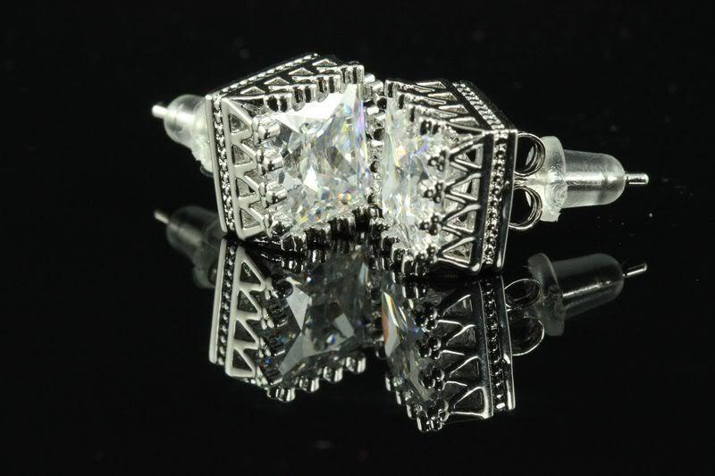 CLEAR PRINCESS CUT 2.1 CRT STERLING SILVER 925 CROWN SET CZ STUD EARRINGS