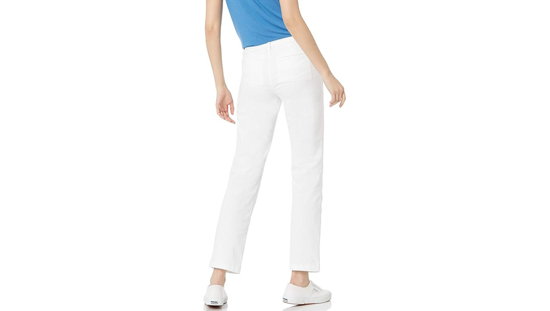 Amazon Essentials Women's Classic Straight-Fit Stretch Twill Chino Pant White 18