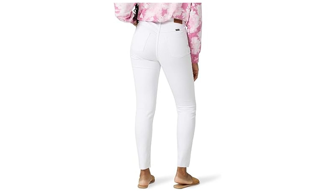 Wrangler Women's High Rise Unforgettable Skinny Jeans, Bright White, 14