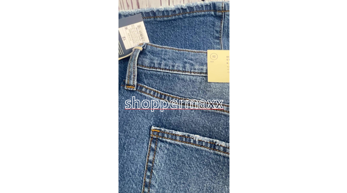 WOMEN'S SUPER-HIGH RISE VINTAGE STRAIGHT JEANS - UNIVERSAL THREAD MEDIUM WASH 12