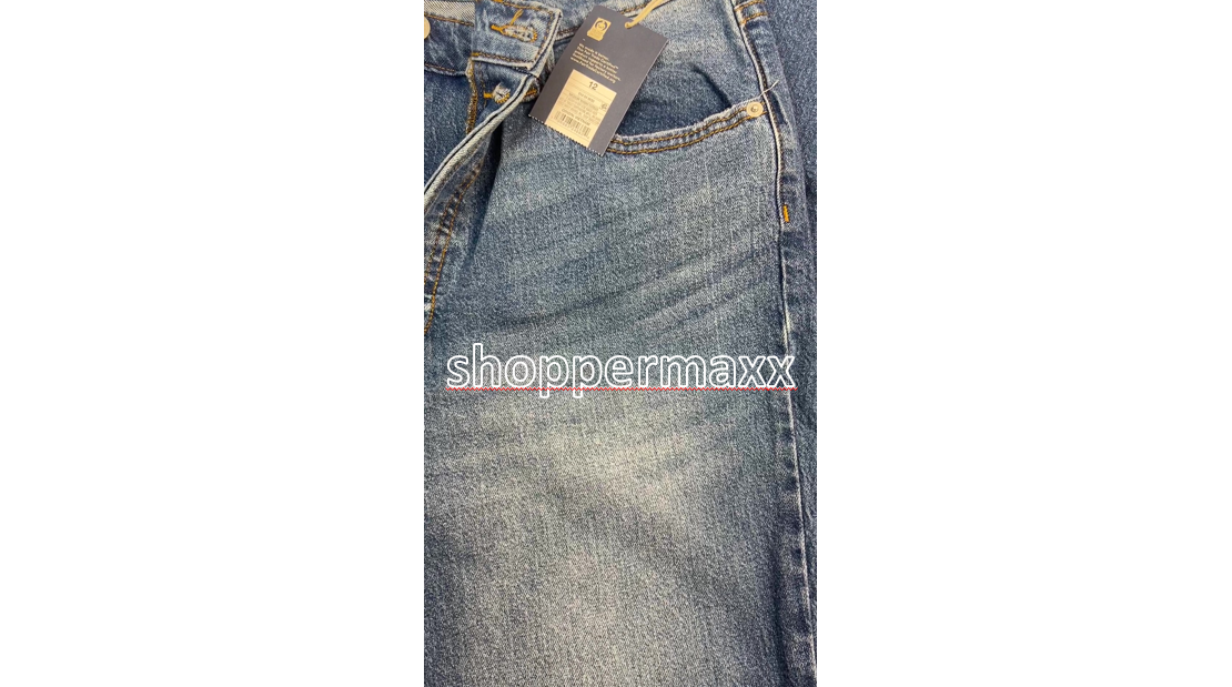 WOMEN'S SUPER-HIGH RISE VINTAGE STRAIGHT JEANS - UNIVERSAL THREAD MEDIUM WASH 12
