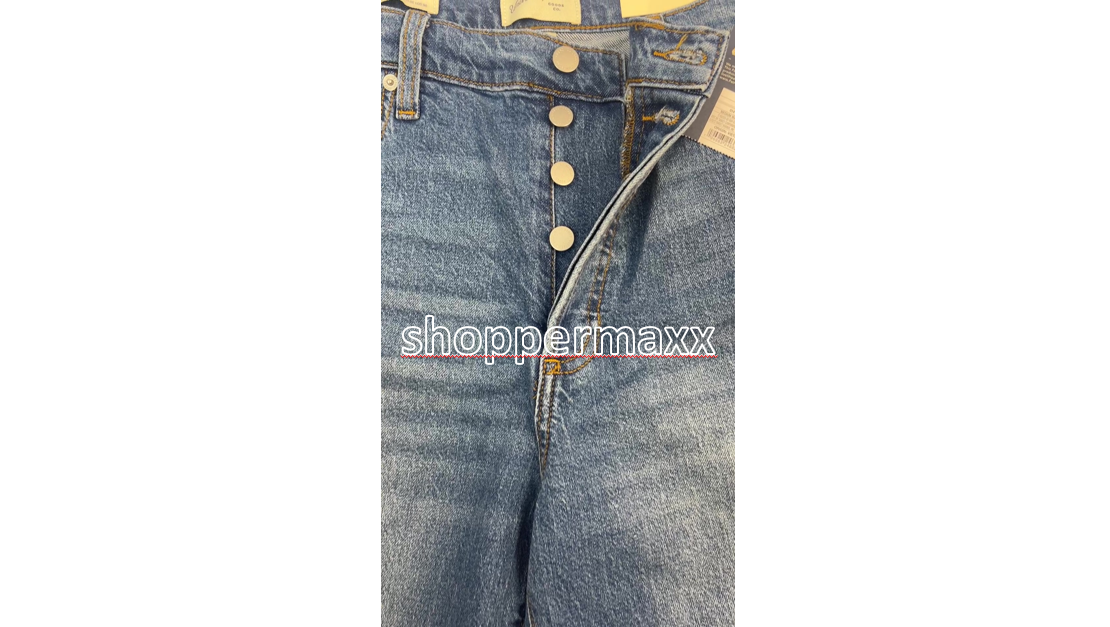 WOMEN'S SUPER-HIGH RISE VINTAGE STRAIGHT JEANS - UNIVERSAL THREAD MEDIUM WASH 12