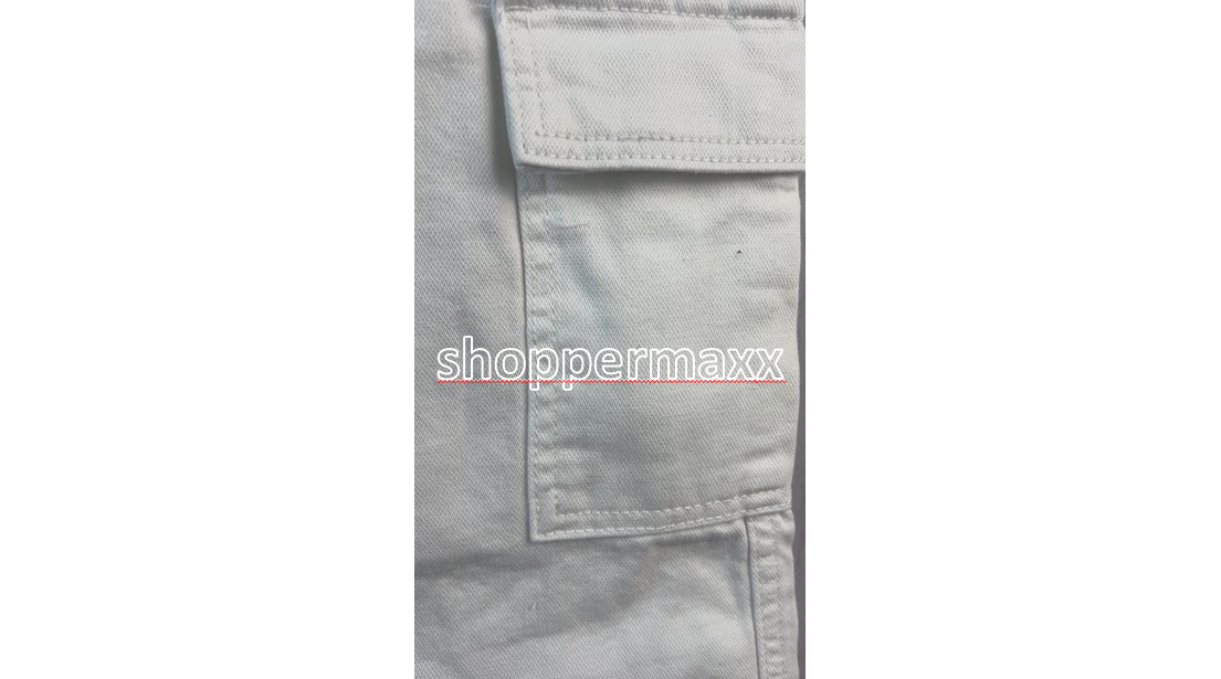 WOMEN'S MID-RISE BOYFRIEND JEANS - UNIVERSAL THREAD, WHITE, Size 8