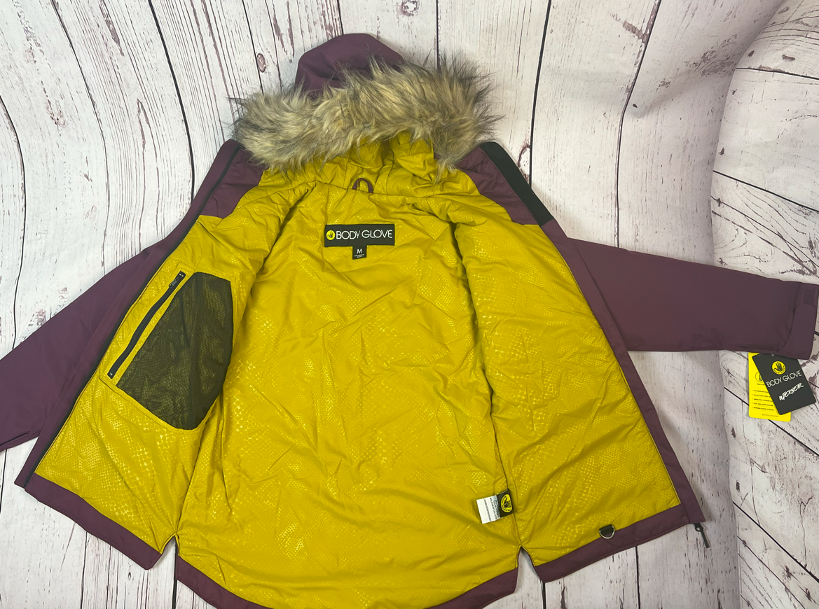 Body Glove Women's Softshell Ski Jacket Snow Jacket Hooded Winter Jacket Coat M