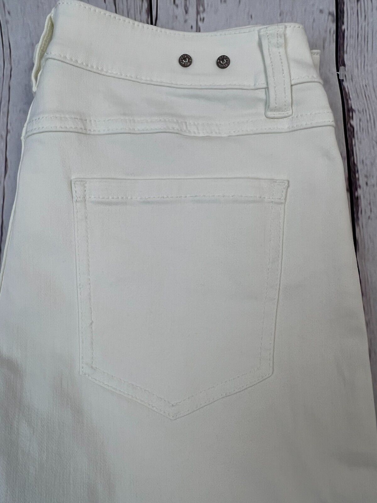 Cabi Women's Straight High Slim Distressed White Designer Jeans SZ10  31Wx30L