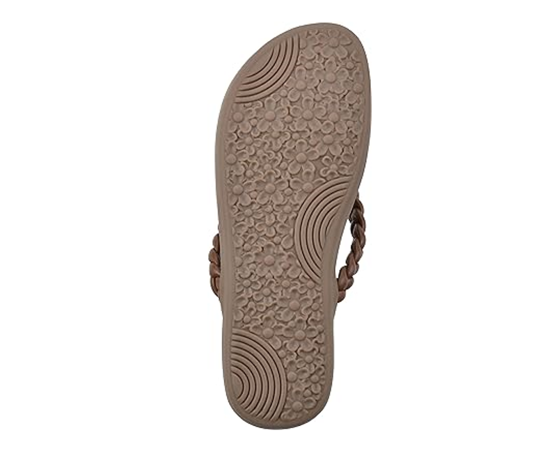 CLIFFS BY WHITE MOUNTAIN Women's Freedom Flip Flop Sandal, Brown/Smooth, 6.5 M