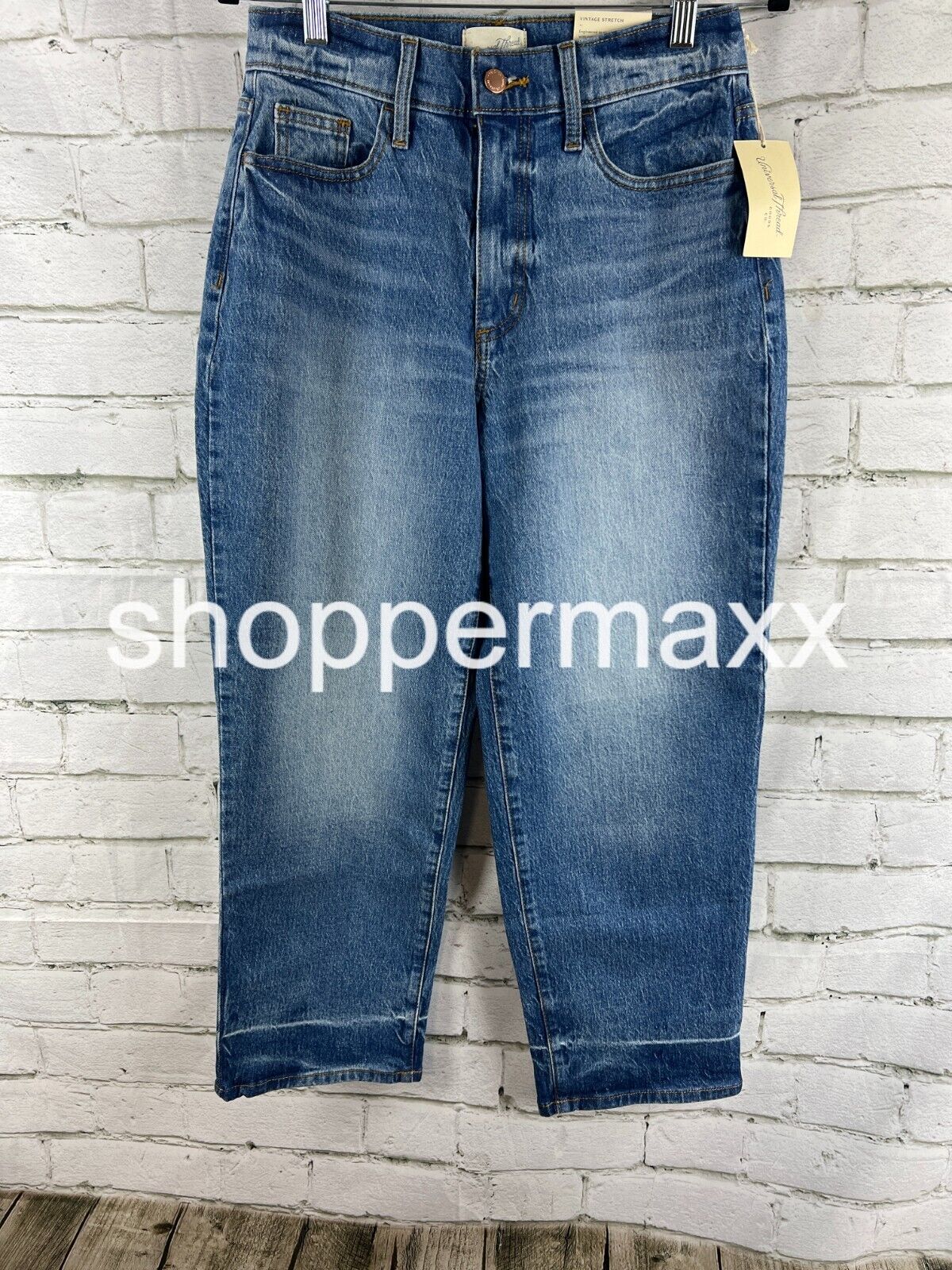 WOMEN'S SUPER-HIGH RISE VINTAGE STRAIGHT JEANS - UNIVERSAL THREAD MEDIUM WASH 6