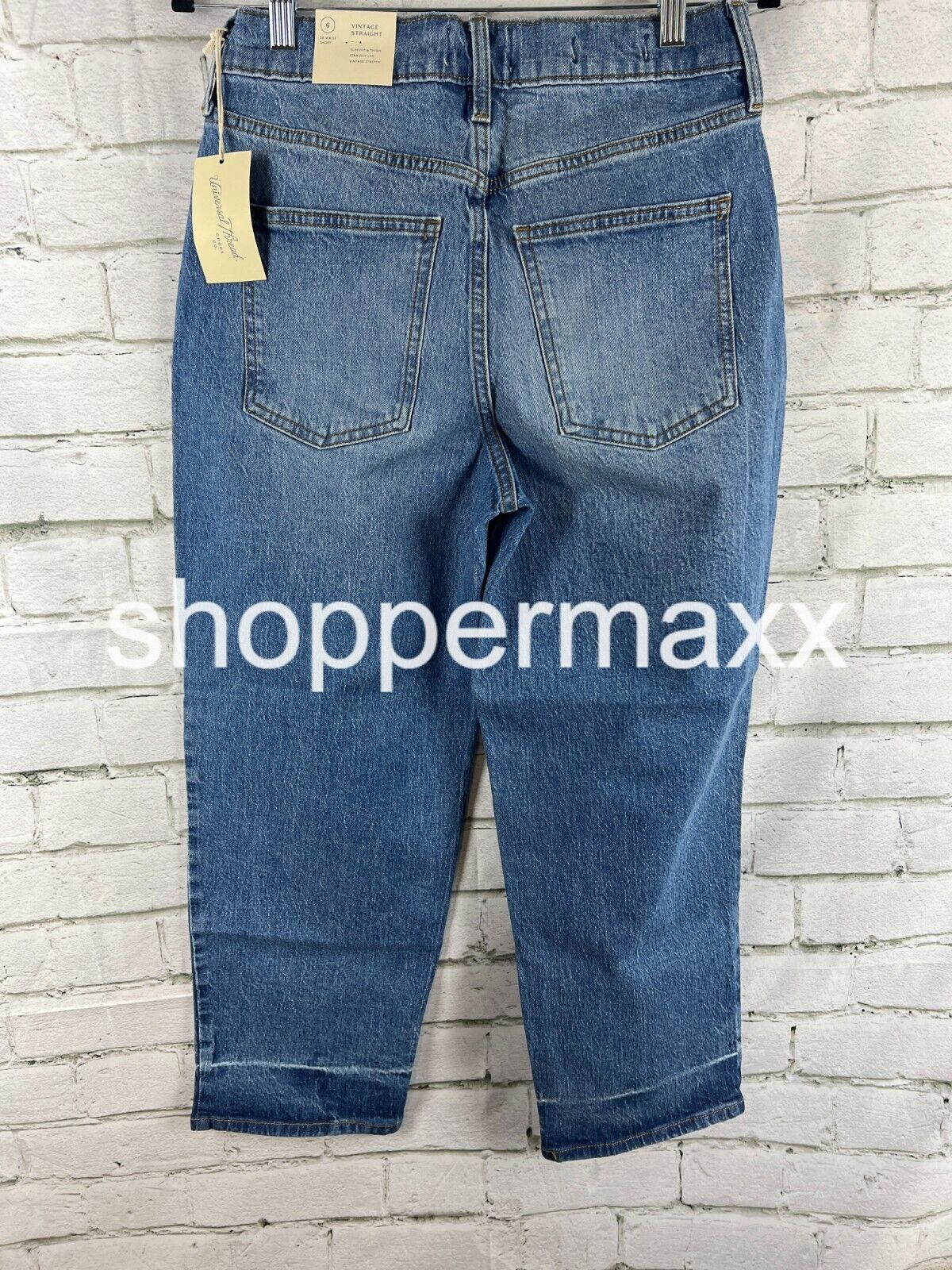 WOMEN'S SUPER-HIGH RISE VINTAGE STRAIGHT JEANS - UNIVERSAL THREAD MEDIUM WASH 6