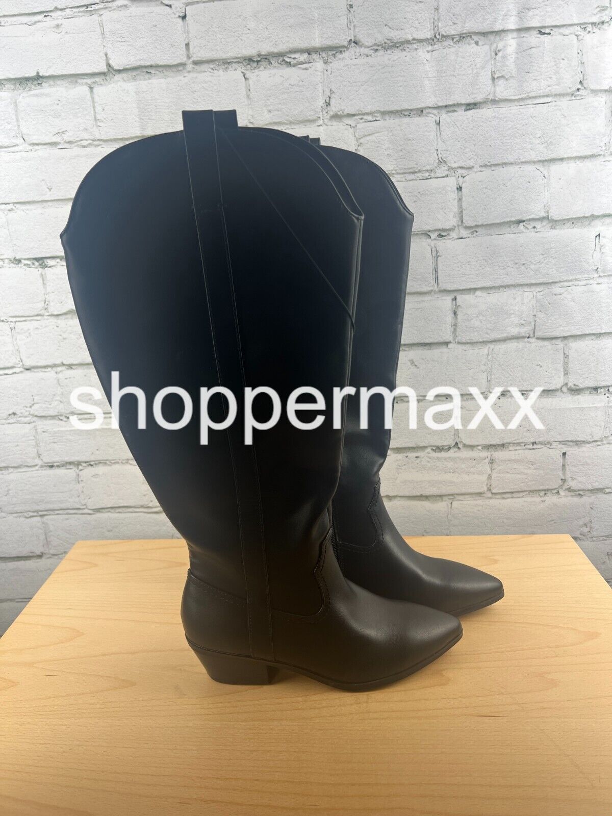 Women's Sommer Wide Calf Western Boots - Universal Thread, Color- Black, 7.5WC