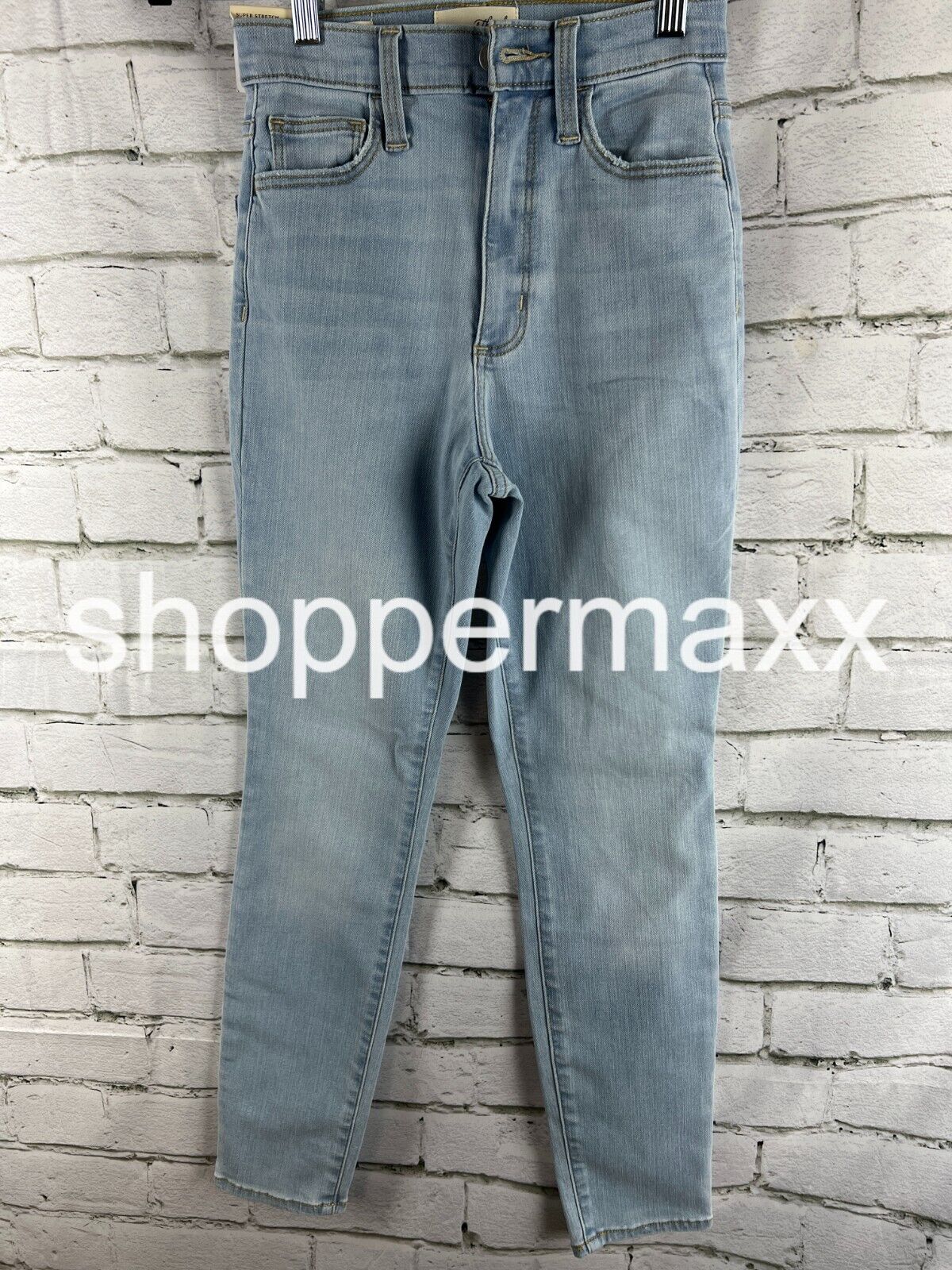 Women's High-Rise Skinny Jeans - Universal Thread, Color- Light Blue, Size- 4 SH