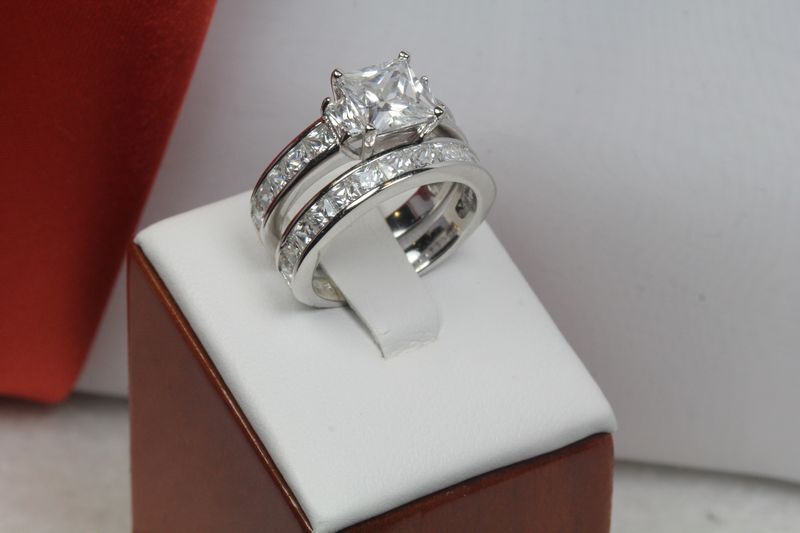 4.66 CT PRINCESS CUT CZ STERLING SILVER ENGAGEMENT RING & WEDDING RING SET 6.8GM