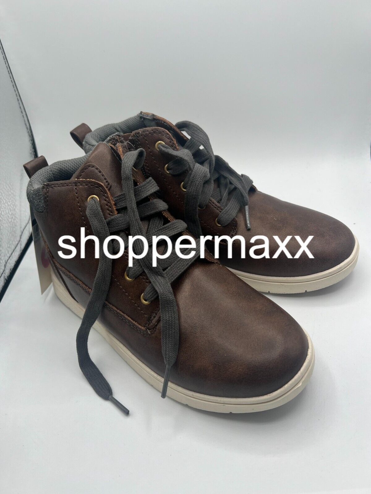 Boys' Hadley Slip-On Zipper Sneakers - Cat & Jack, Brown, SIZE 4