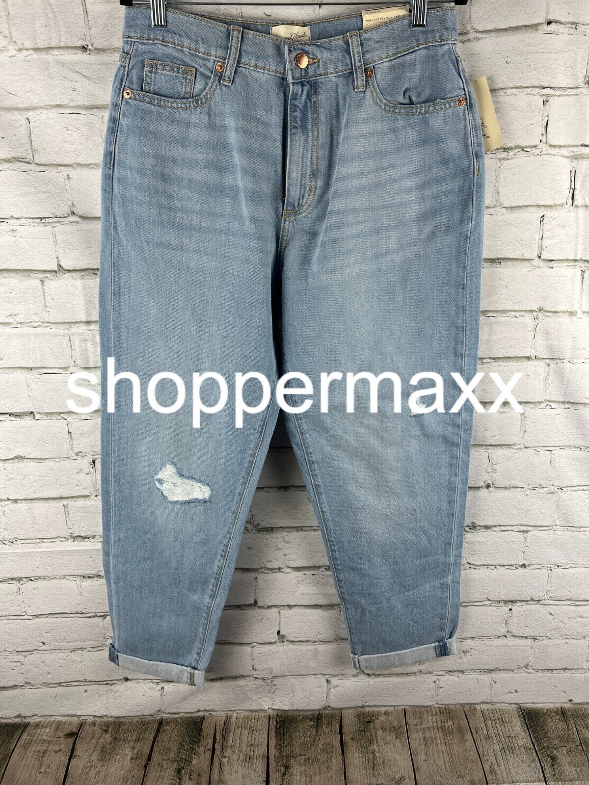 Women's Mid-Rise Boyfriend Jeans - Universal Thread, Light Wash, 8