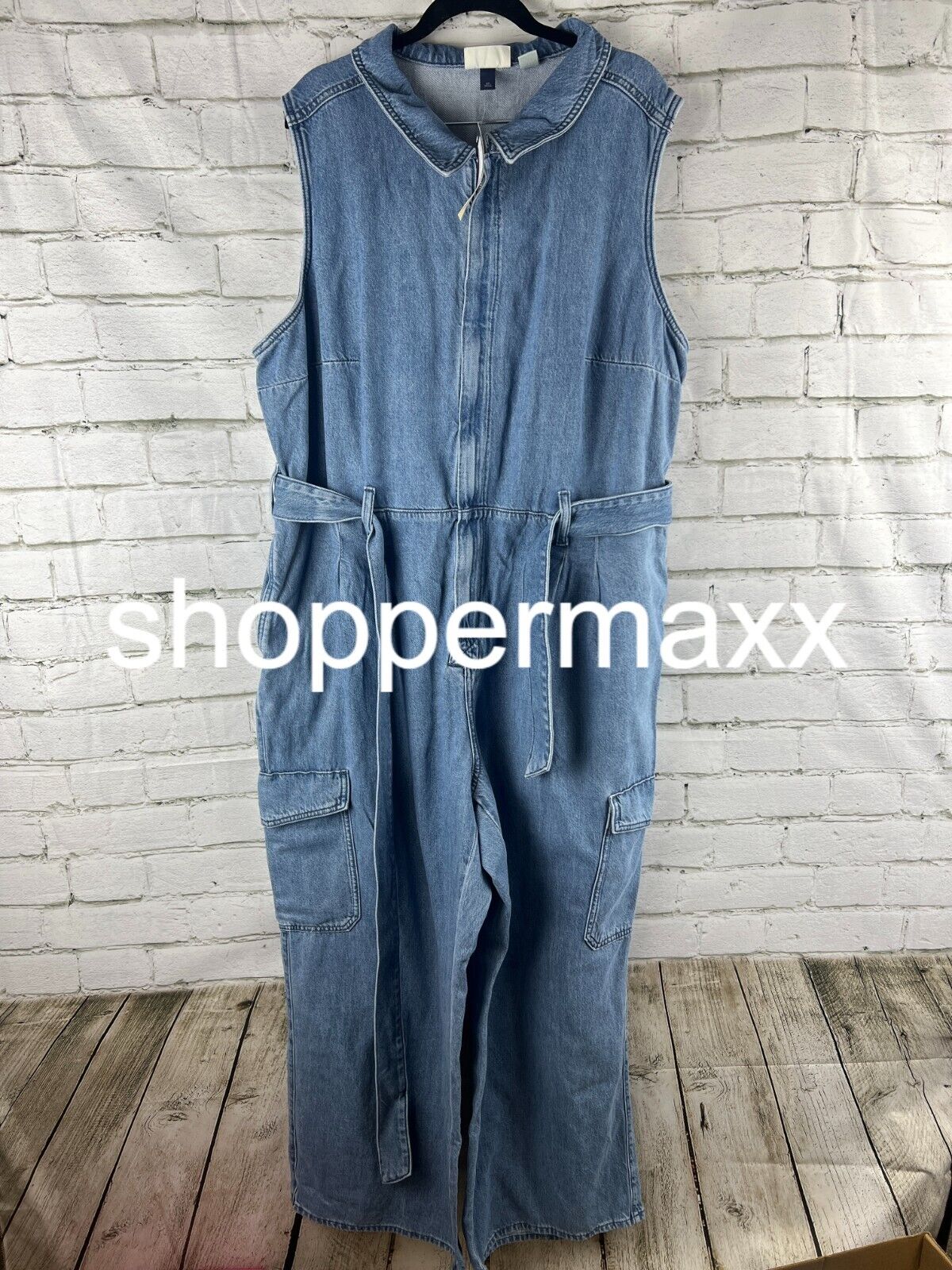 Women's Denim Cargo Jumpsuit - Universal Thread, Medium Wash, 20