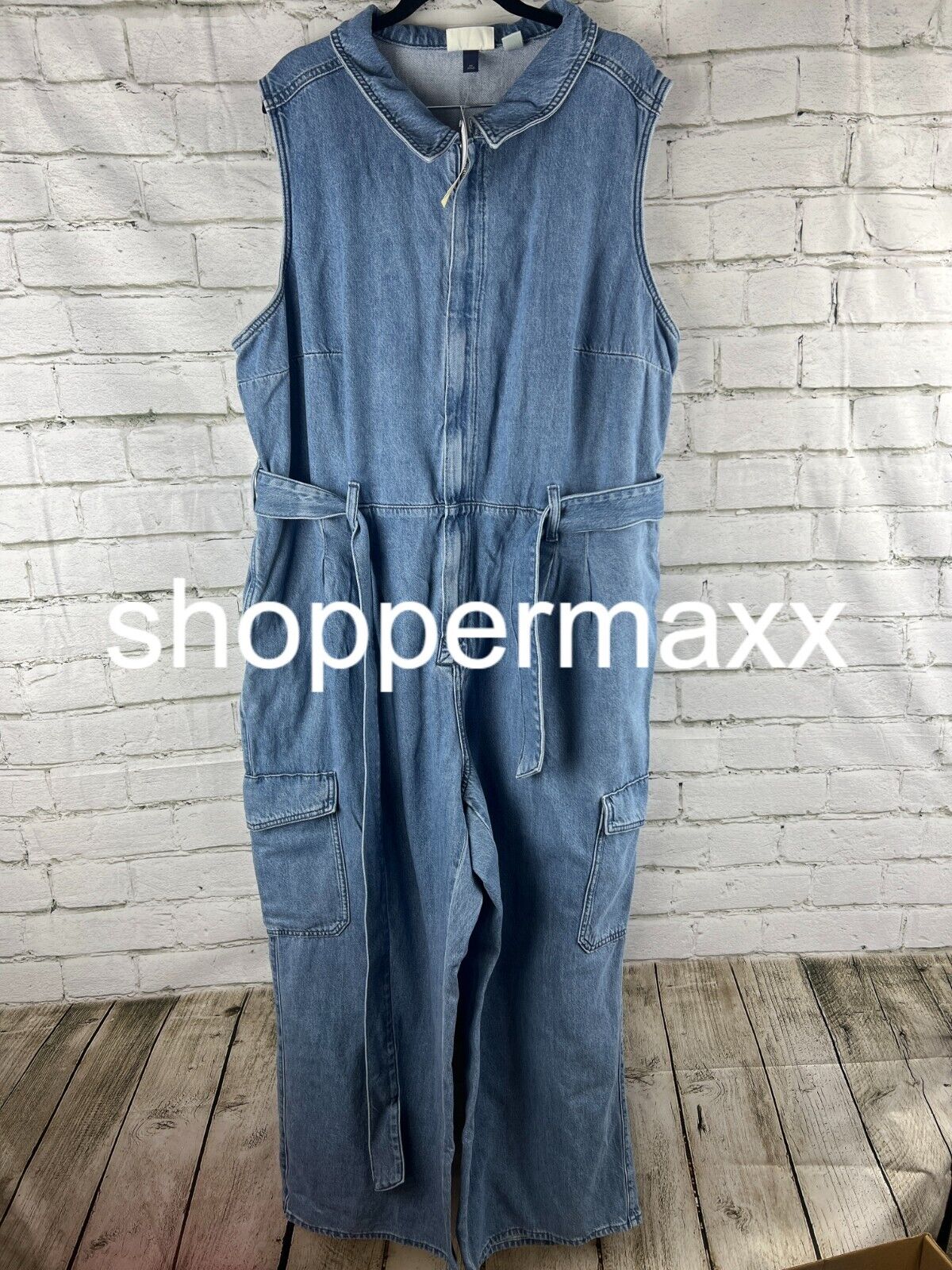 Women's Denim Cargo Jumpsuit - Universal Thread, Medium Wash, 20