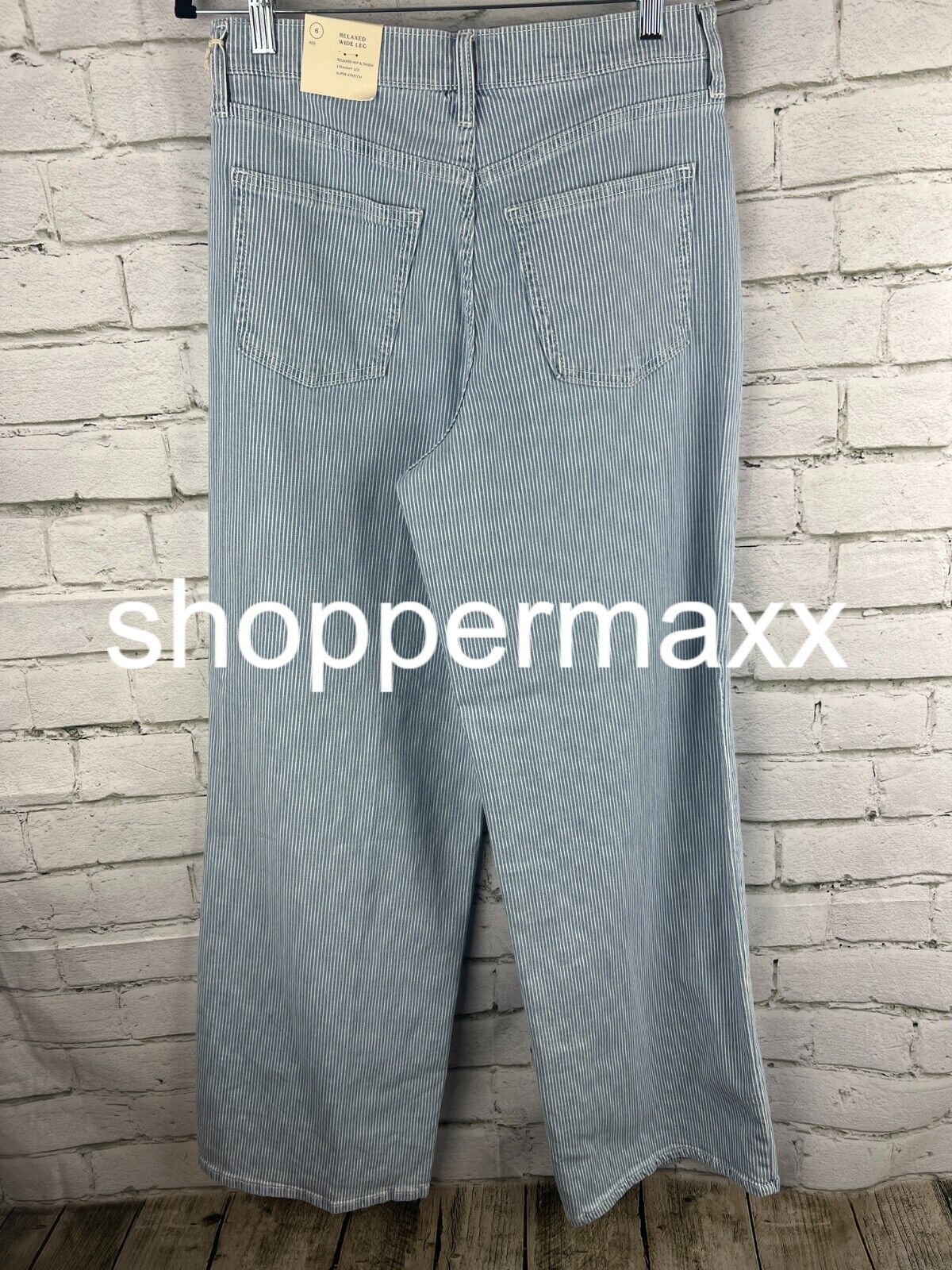 WOMEN'S HIGH-RISE WIDE LEG JEANS - UNIVERSAL THREAD, LIGHT BLUE, 6