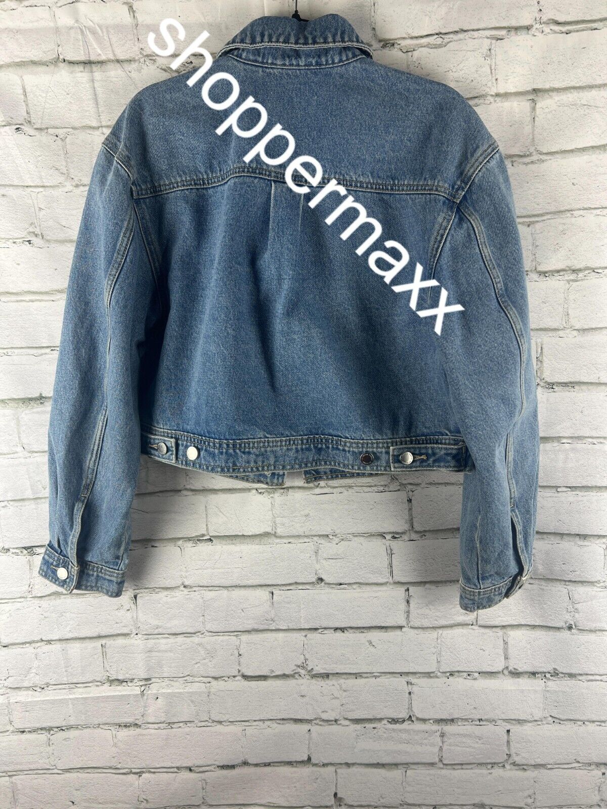 Women's Cropped Denim Jacket - Universal Thread, Medium Wash, Small