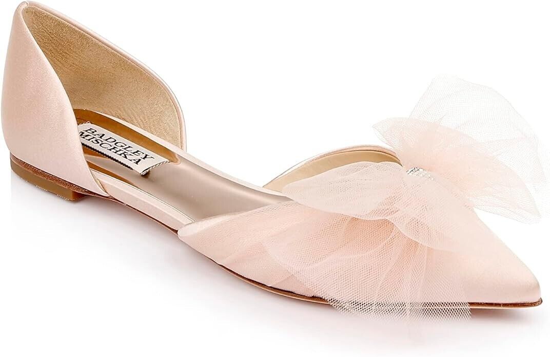 Badgley Mischka Women's Fergie Ballet Flat Seashell Satin, Size 6